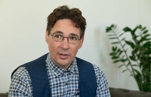 https://www.mma.hu/documents/10180/7876773/20250404_Hild_Villa_Cs%C3%A1ji_Kopp%C3%A1ny_L%C3%A1szl%C3%B3_Interj%C3%BA_11/3dc5687d-93fd-4048-88e9-857a9f6c9744?t=1743974800000